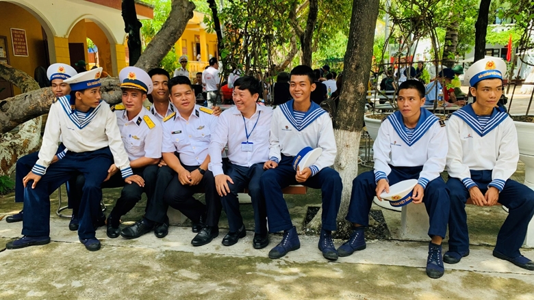 To beloved Spratly Islands